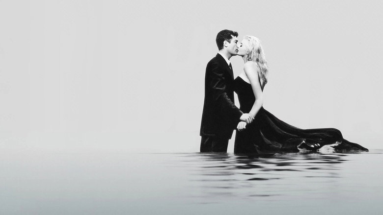 кадр из фильма Сладкая жизнь