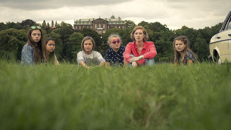 кадр из фильма Hanni & Nanni: Mehr als beste Freunde