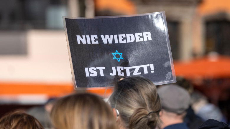 кадр из фильма Warum Judenhass? Antisemitismus in Deutschland