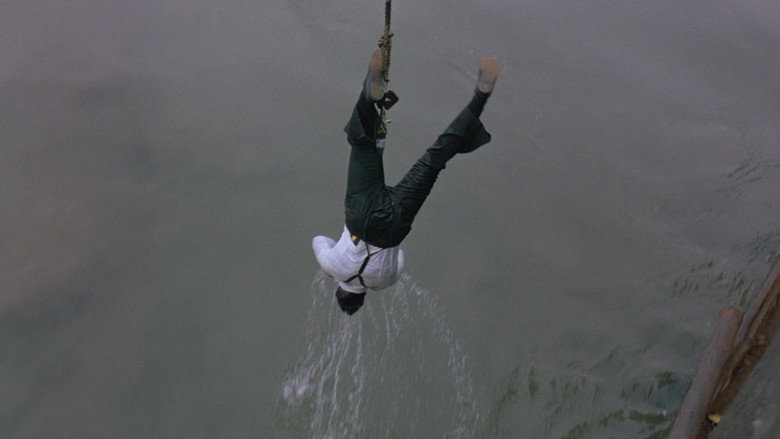 кадр из фильма Корабль смерти