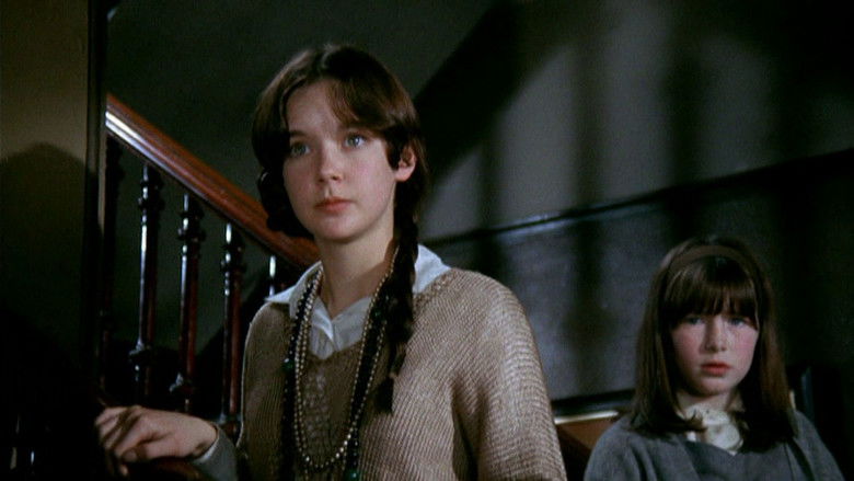 кадр из фильма Дом нашей матери