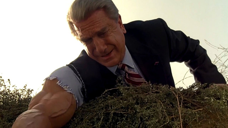 кадр из фильма Неистребимый шпион