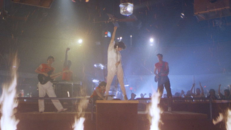 кадр из фильма Связь через Майами