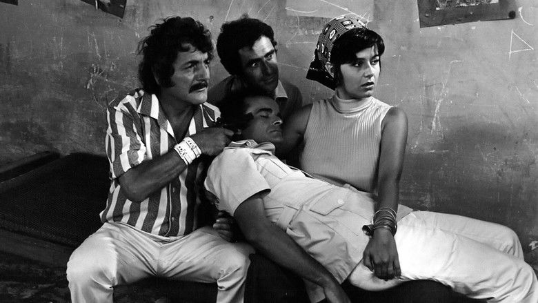 кадр из фильма Malteses, Burgueses e às Vezes...