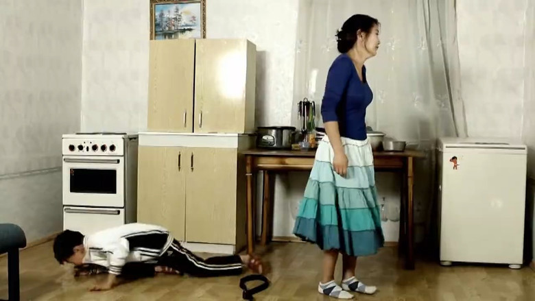 кадр из фильма Ээжээ