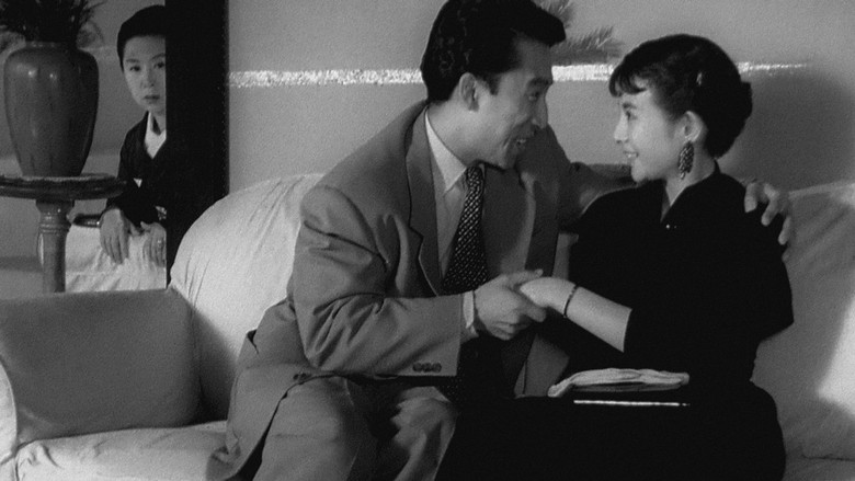 кадр из фильма Женщина, о которой ходят слухи