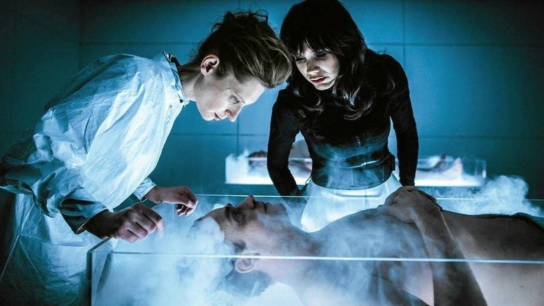 кадр из фильма Człowiek z magicznym pudełkiem