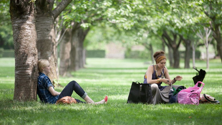 кадр из фильма Очень хорошие девочки