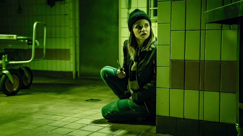 кадр из фильма Звонок мертвецу