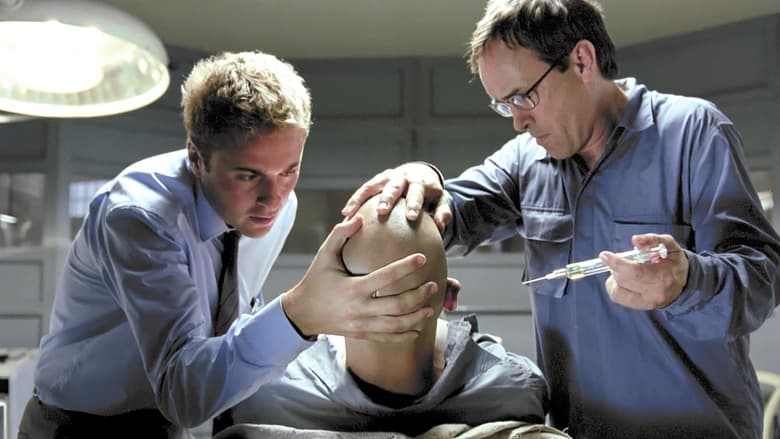 кадр из фильма Возвращение реаниматора