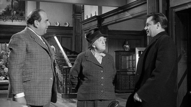 кадр из фильма После похорон