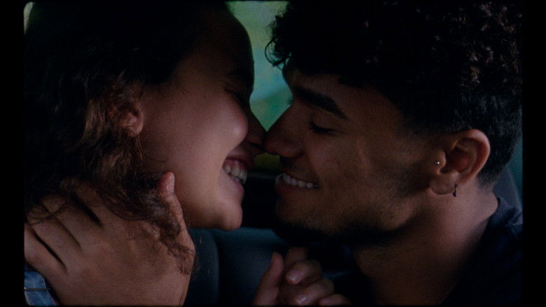 кадр из фильма Últim dia d’estiu