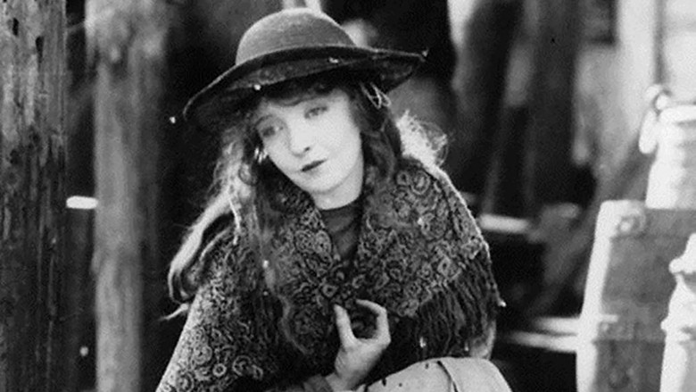 кадр из фильма Сломанные побеги