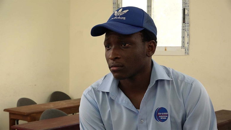 кадр из фильма FAUX-BOND