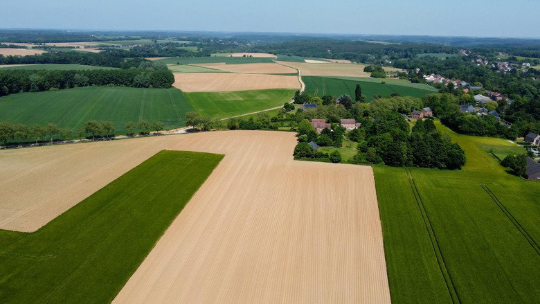 Hold-up sur les terres agricoles