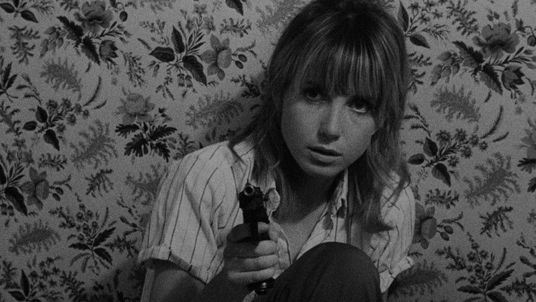 кадр из фильма L'Amour fou