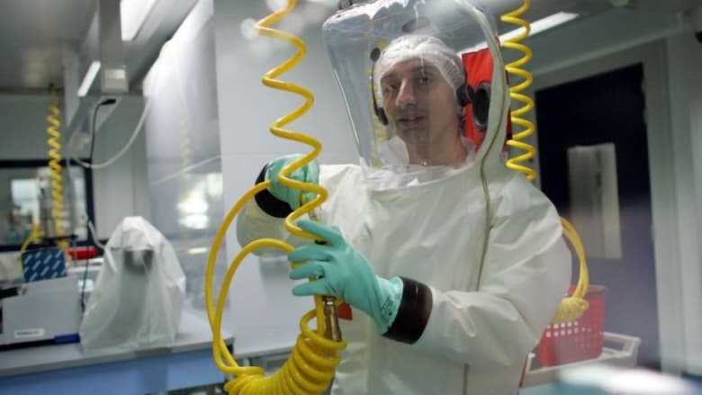 кадр из фильма Épidémies : la menace invisible