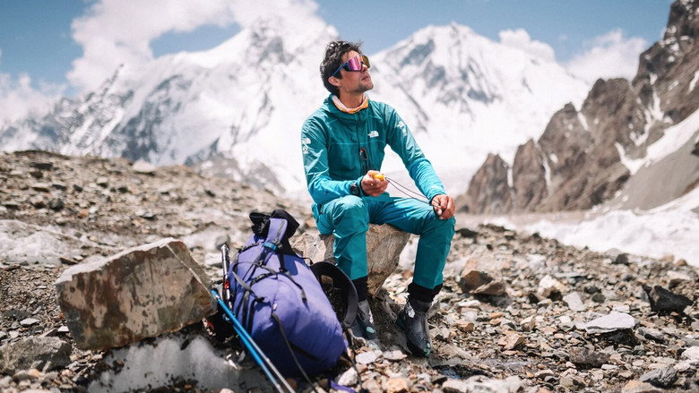 кадр из фильма K2 В погоне за тенями