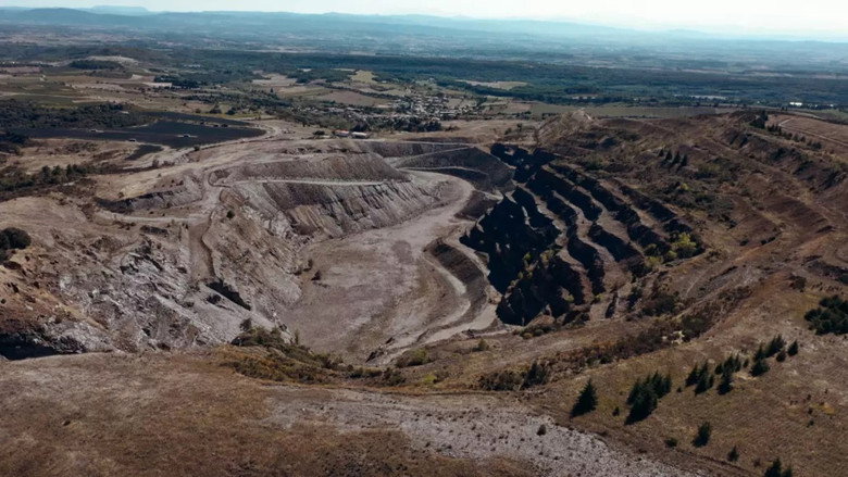 кадр из фильма La vallée de l'arsenic