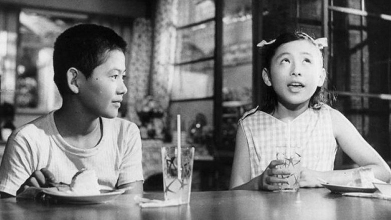 кадр из фильма Вот и осень