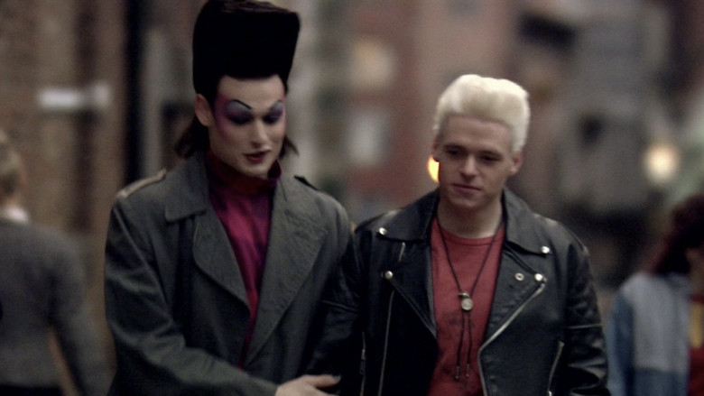 кадр из фильма Переживая за Боя