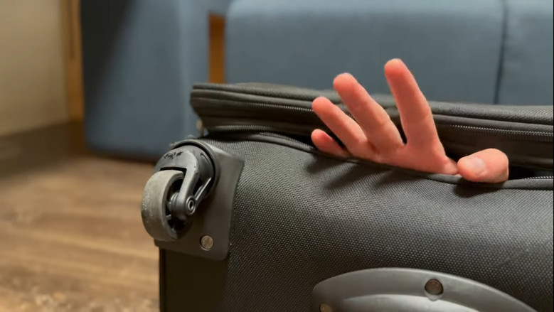 кадр из фильма The Dorm Of The Dead