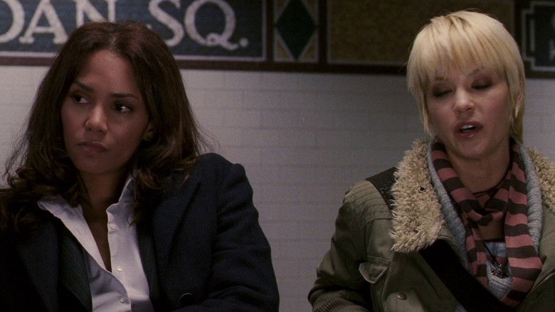 кадр из фильма Идеальный незнакомец