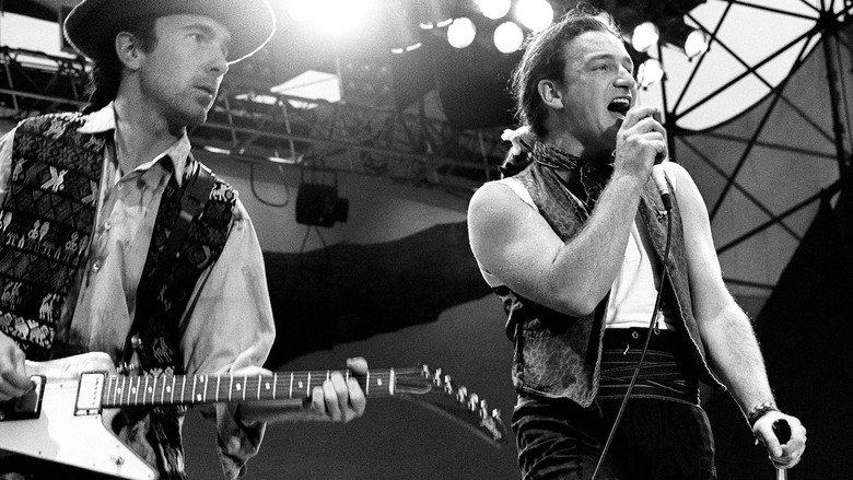 кадр из фильма U2 Live from Paris