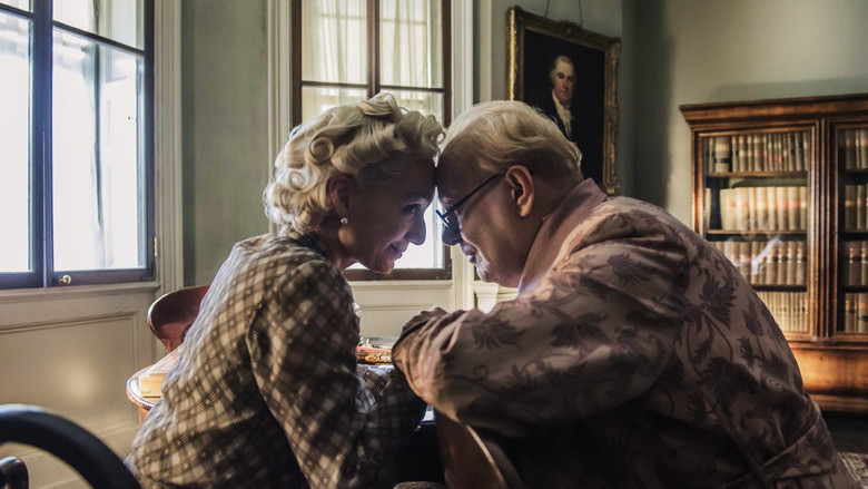 кадр из фильма Темные времена