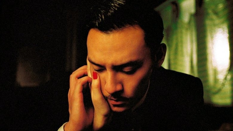 кадр из фильма Эрос