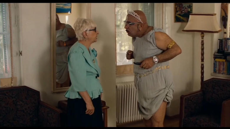 кадр из фильма Λάρισα Εμπιστευτικό