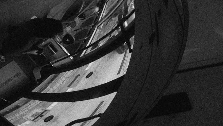 кадр из фильма SILIKA