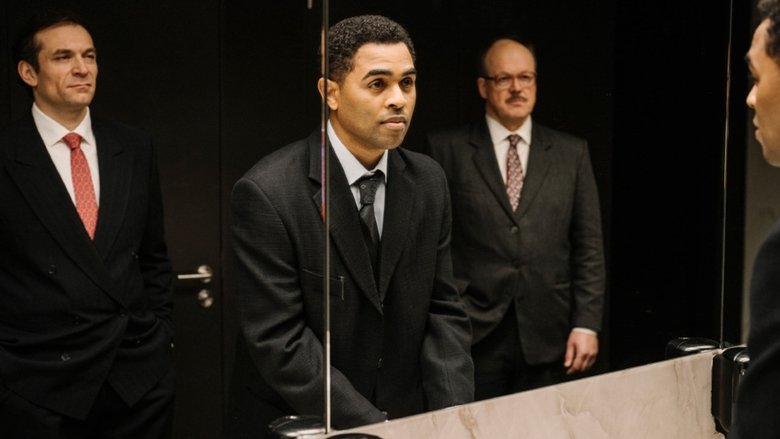 кадр из фильма Dust