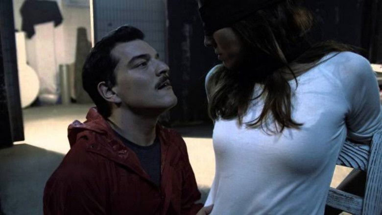 кадр из фильма Kendin Ol