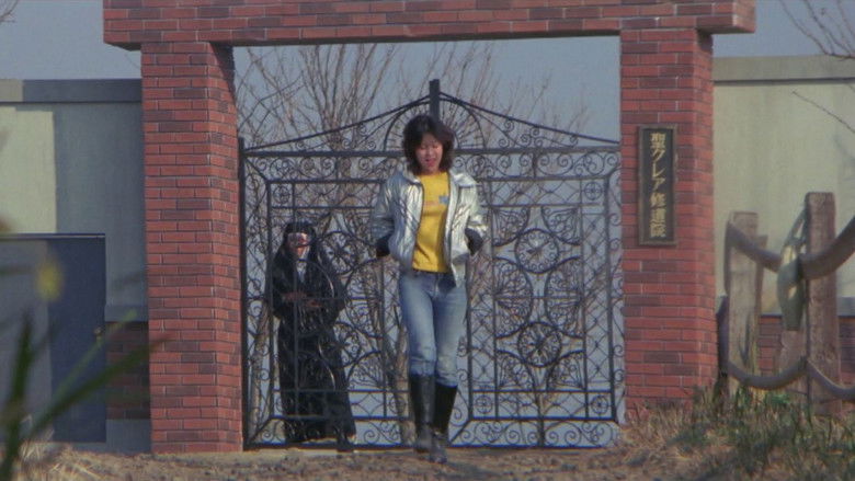 кадр из фильма 修道女　黒衣の中のうずき