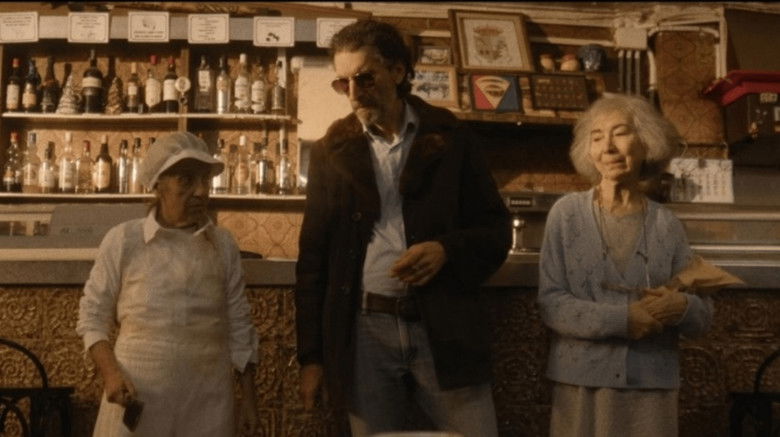 кадр из фильма Café Monumental