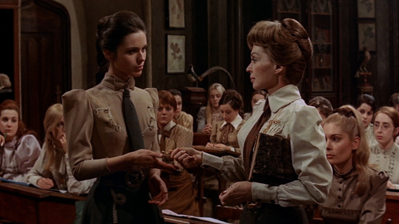 кадр из фильма Дом, который кричит