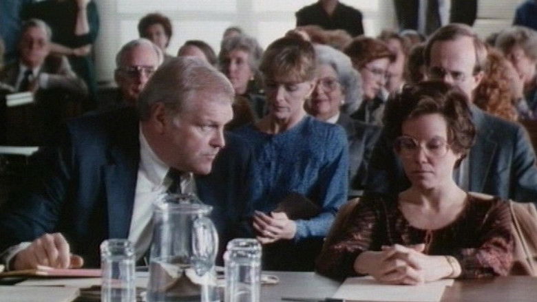 кадр из фильма Убийство в маленьком городе