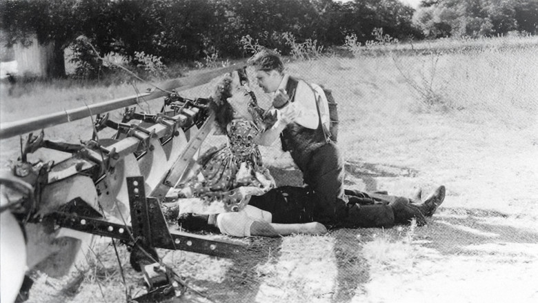 кадр из фильма Adak Tepe