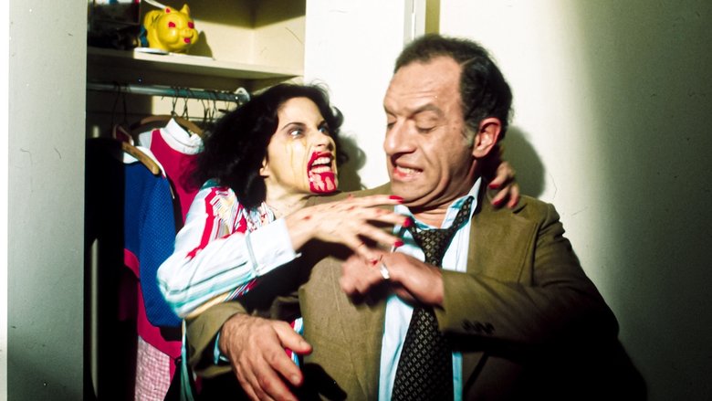 кадр из фильма Бешеная