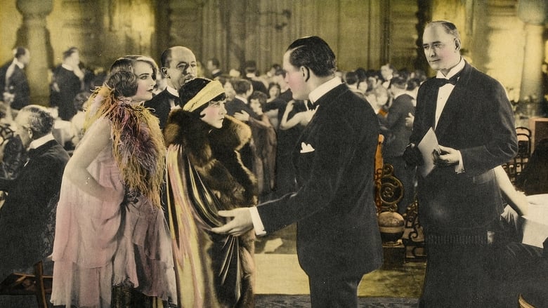 кадр из фильма The Road to Glory