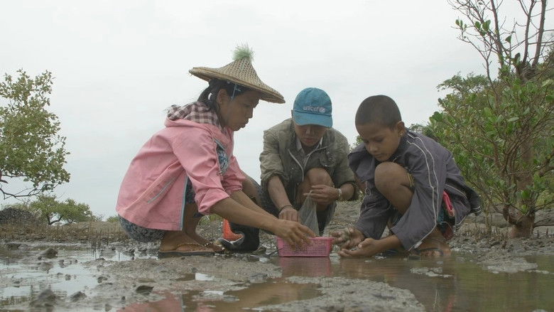 кадр из фильма သူစိမ်းသုံးယောက်