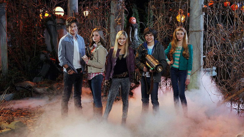 кадр из фильма Девочка против монстра