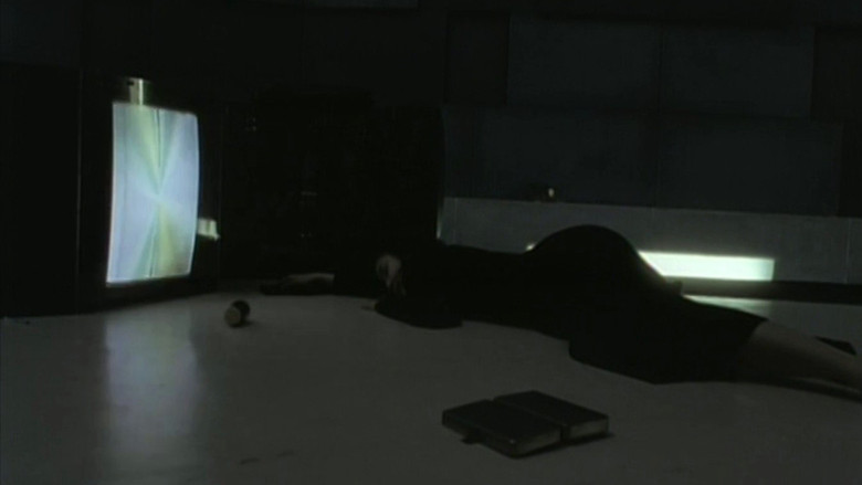 кадр из фильма Прах ангела