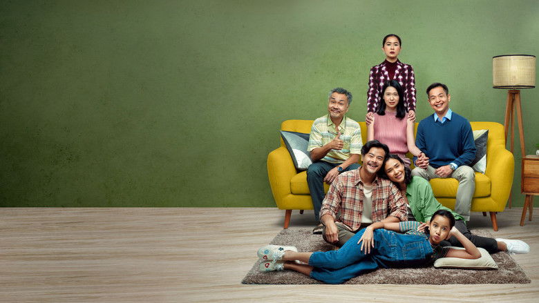 кадр из фильма Cek Toko Sebelah 2