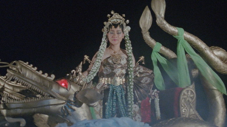 кадр из фильма Petualangan Cinta Nyi Blorong