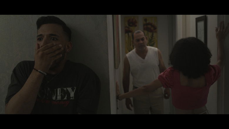 кадр из фильма ¡Que Importa Esa M*****!