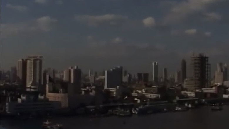 кадр из фильма 在上海