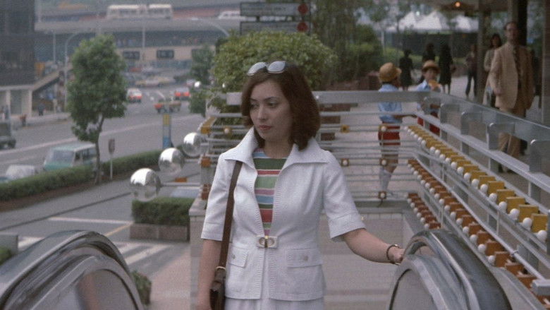 кадр из фильма 東京エマニエル夫人