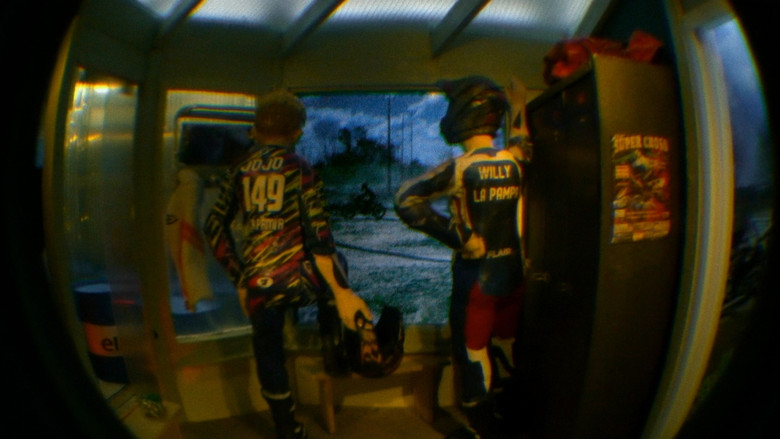 кадр из фильма Пампа